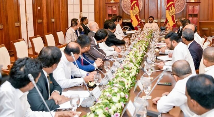ජනපති කැඳවූ පක්ෂ නායක හමුව අවසන්