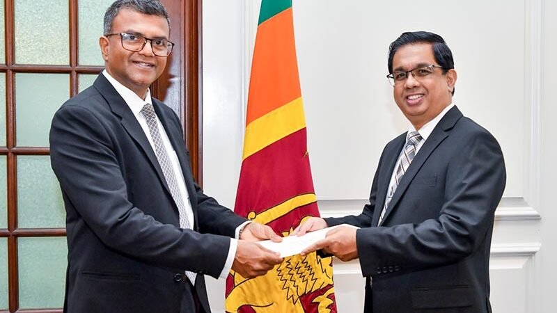 මුදල් අමාත්‍යාංශයේ නව ලේකම්වරයා ලෙස ආචාර්ය හර්ෂණ සූරියප්පෙරුම  පත් කෙරේ