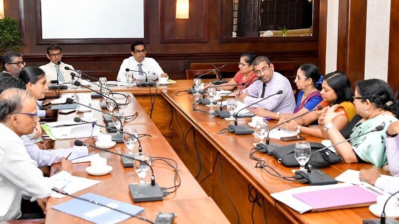 ඔටිසම් තත්ත්වයෙන් පෙළෙන ළමුන් වෙනුවෙන් දිවා සුරැකුම් මධ්‍යස්ථාන