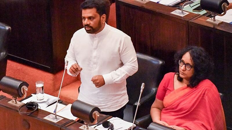 රටේ ආර්ථිකය ස්ථාවරයි – ජනපති පාර්ලිමේන්තුවේදී කියයි